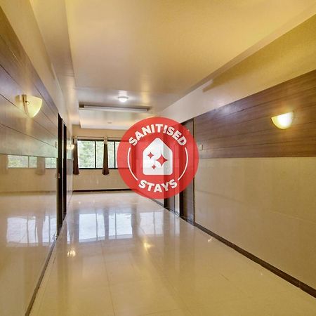 Oyo Slp013 Savan And Sapna Lodging Hotel Solapur Bagian luar foto